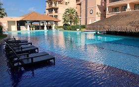 Apto. Beverlly Hills, Próx. Beach Park